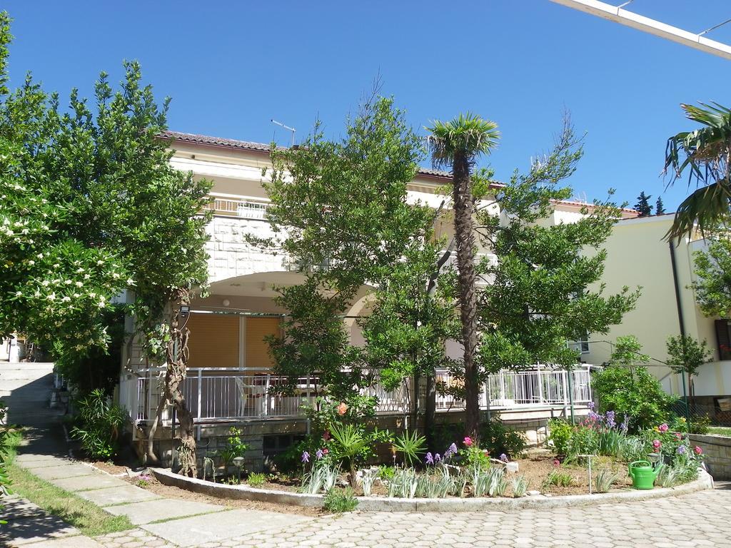 Apartment Nadica Punat Exterior photo