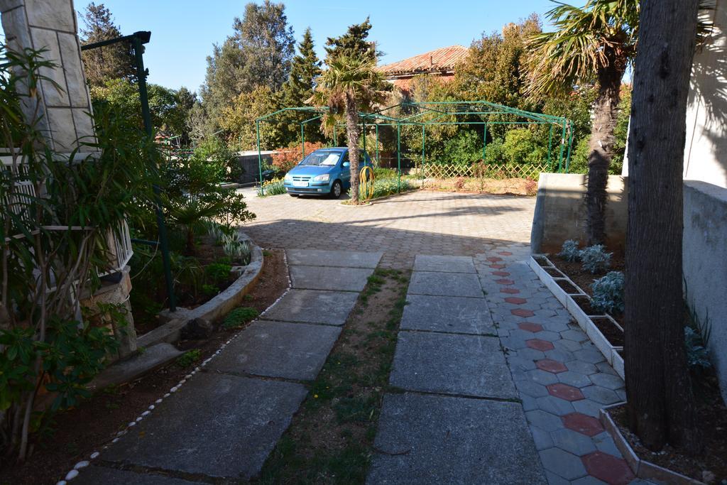 Apartment Nadica Punat Exterior photo