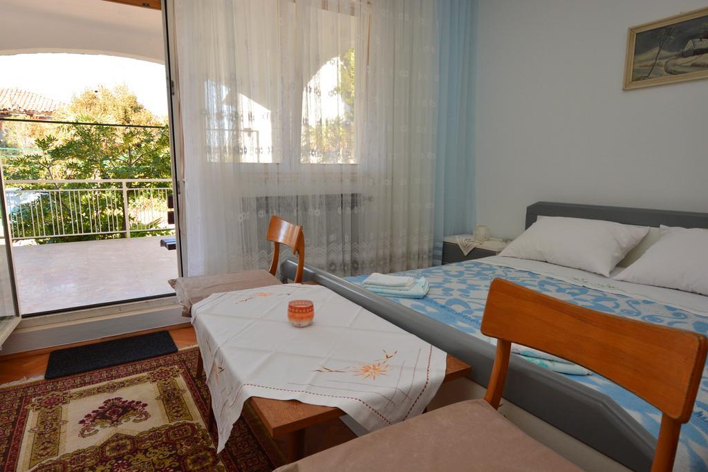 Apartment Nadica Punat Exterior photo