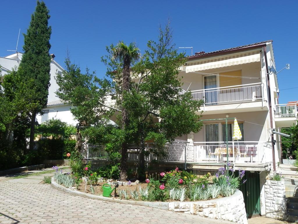 Apartment Nadica Punat Exterior photo