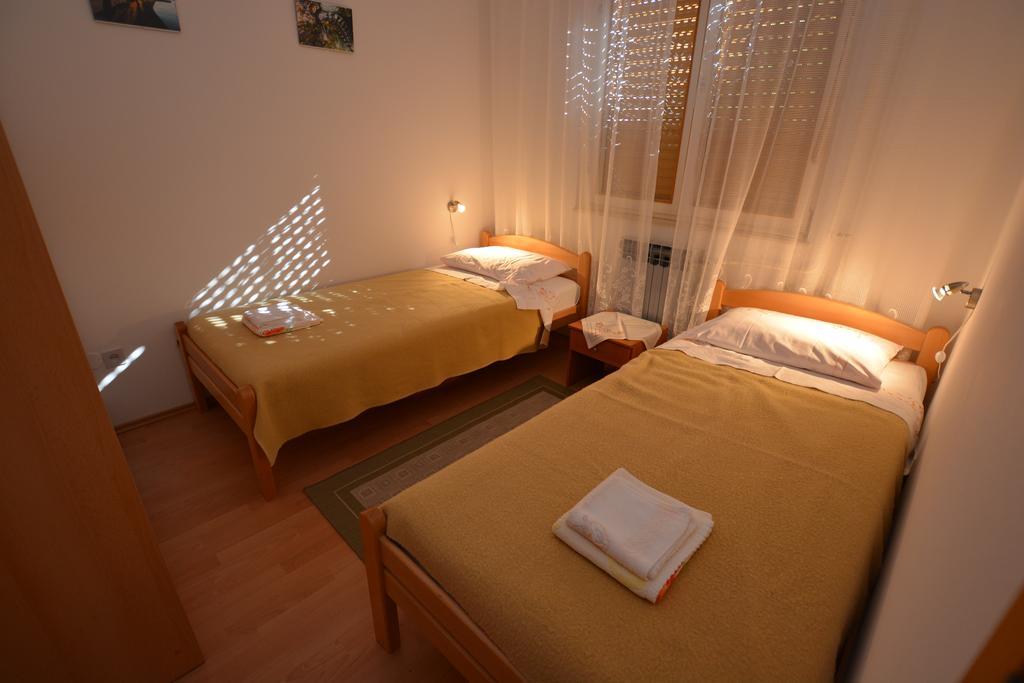 Apartment Nadica Punat Exterior photo